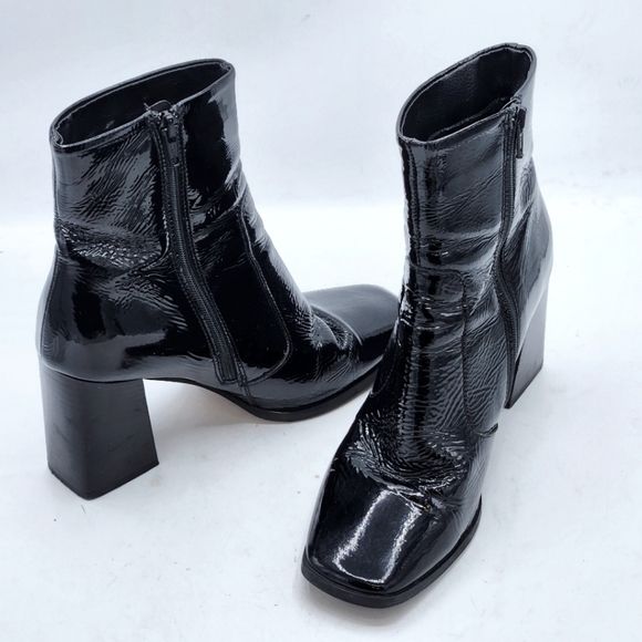 CARAVELA Strut Black Parent Leather Heel Zip Bootie Size 38 - Picture 15 of 15